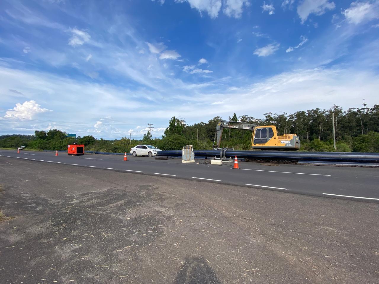 Galeria de Execução da adutora de água bruta DN 500 no SAA do município de Tramandaí